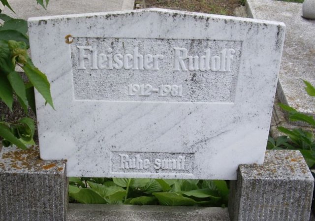 Fleischer Rudolf 1912-1981 Grabstein